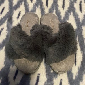 Womens Faux Fur Slippers